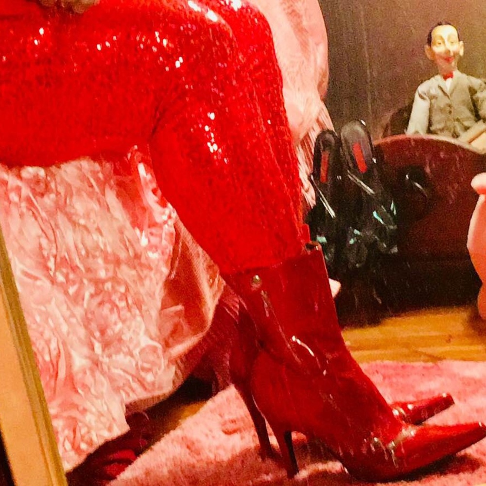 Red sequin pants - Picture 2 of 2